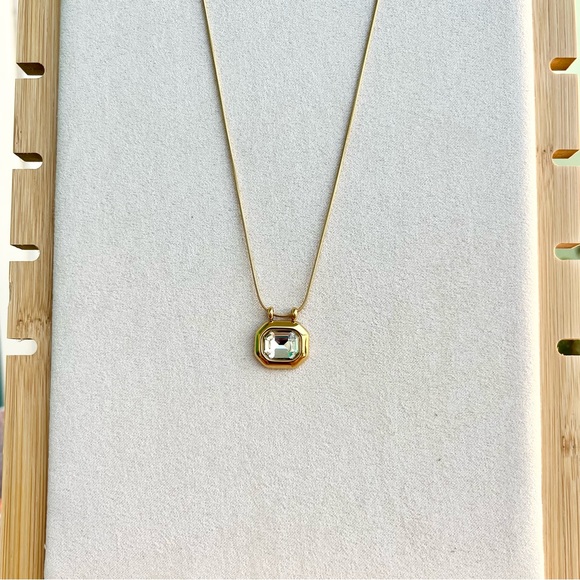 18K Gold Plated Stainless Steel Square White AAA CZ Crystal Pendant Necklace - Picture 15 of 15